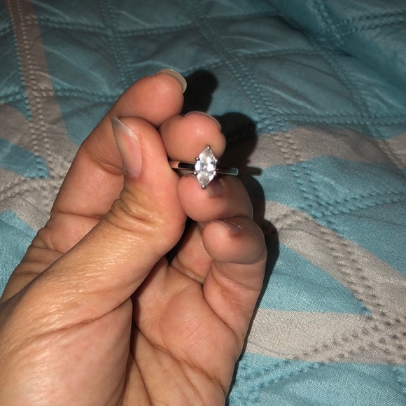 Ring !!!!SOLD!!!! - Picture 2 of 8